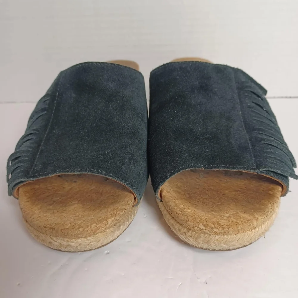 UGG Women's Black‎ Suede Fringe Wedge Espadrille Slide Sandals Size 6